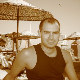 vlad, 29, 