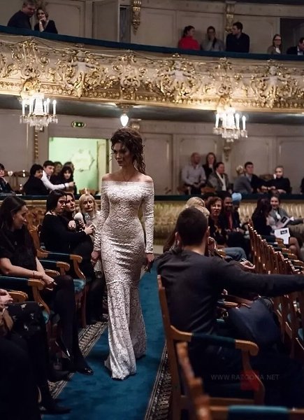 Мне кажется женщинам с большой грудью можно только сочувствовать.zdms - 4
