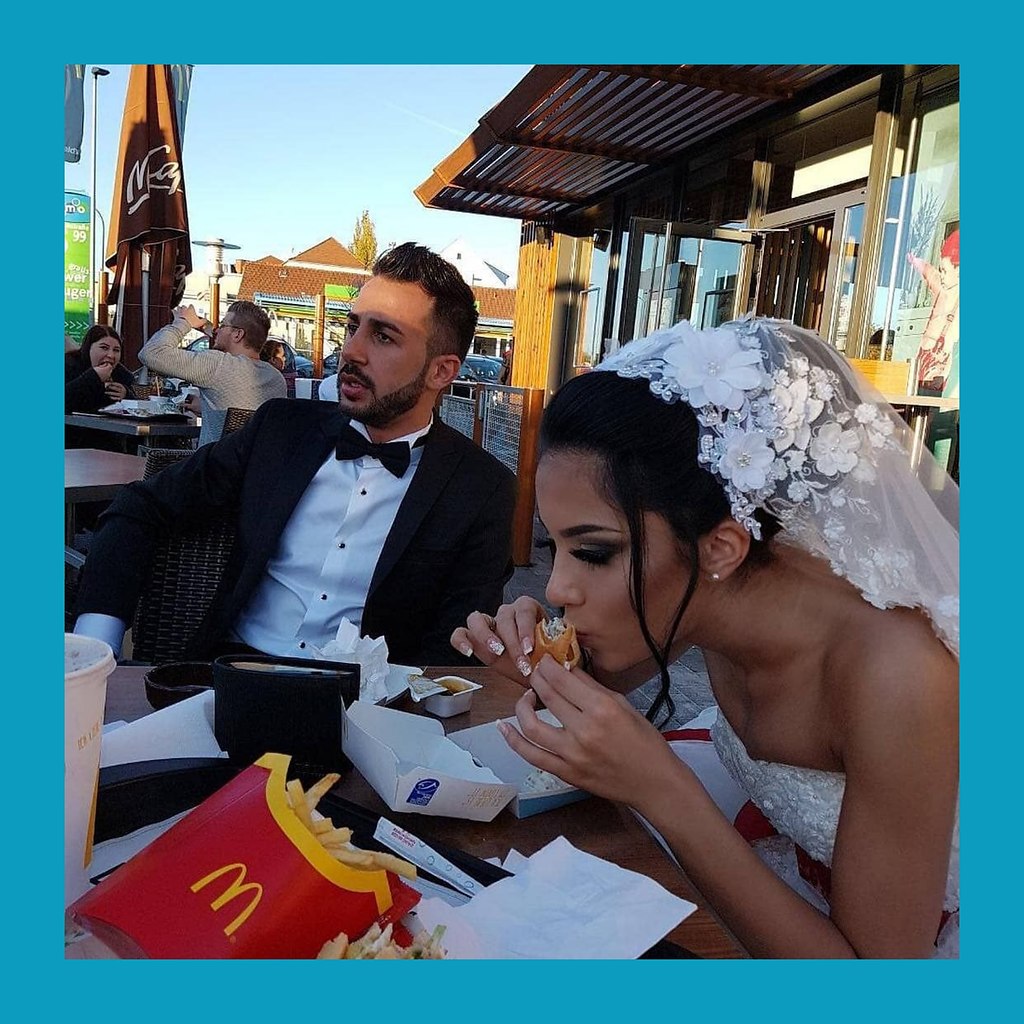 Авиакомпания оставила молодую пару на земле из-за орехов.22-летняя Претория Древер и её жених Ронан ... - 3