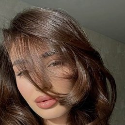 Lili, 21, 