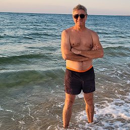 Andrew, �����-���������, 54 ����