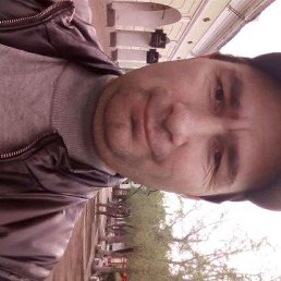 Mihail, 43, -