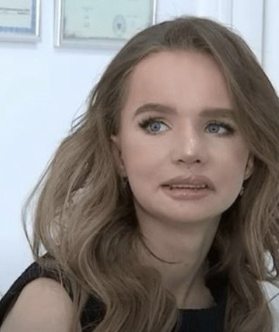 История 18-летней Дианы Ивановой из Казахстана потрясла страну в 2019 году. Её родная мать и бабушка ... - 3