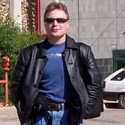 Max, 41, 