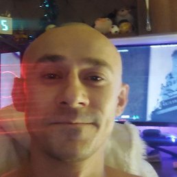 ����, ���������, 32 ����