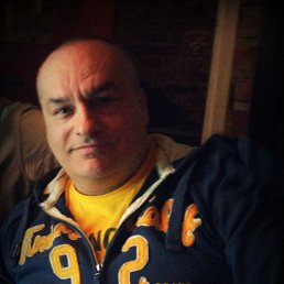 Nino, 53, 