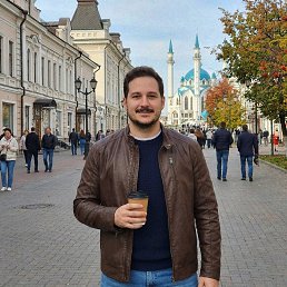 �����, 34 ����, �����-���������