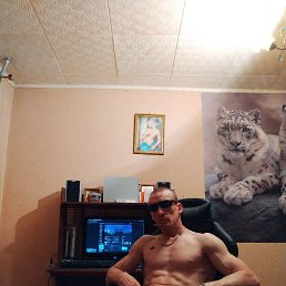 Vladimir, 42, 
