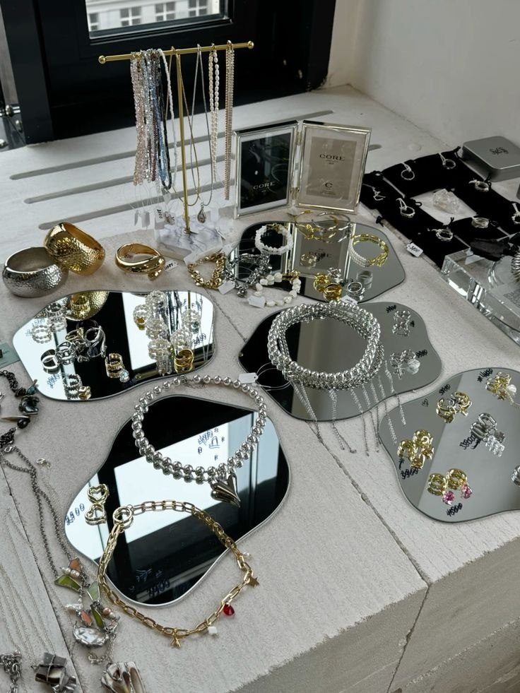 ��� ��������� ����� ��������� �� ���������� �����, ������ � ��������� � ���������: 1. Necklace � ... - 3