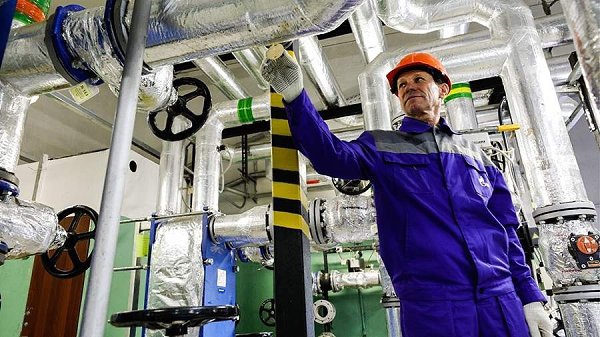 В Москве убавили отопление в квартирах. В связи с потеплением система отопления в столице была ...