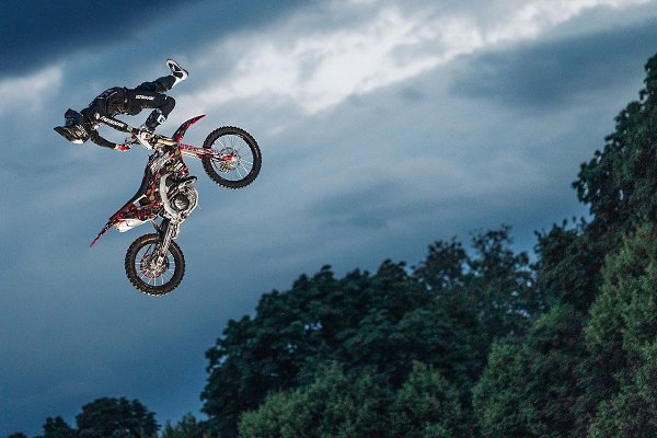 � ��������� ����� ����������� ������ ������� ������� ����� 210 ����� �������.�� ������ ����������, ... - 5