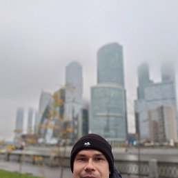 ������, 33 ����, ������-���