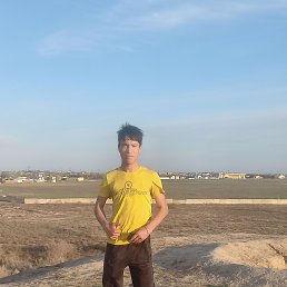 Sherek, 18, 