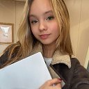   💋, , 22  -  6  2025