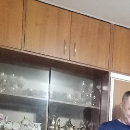 �����, ���������, 44 ����