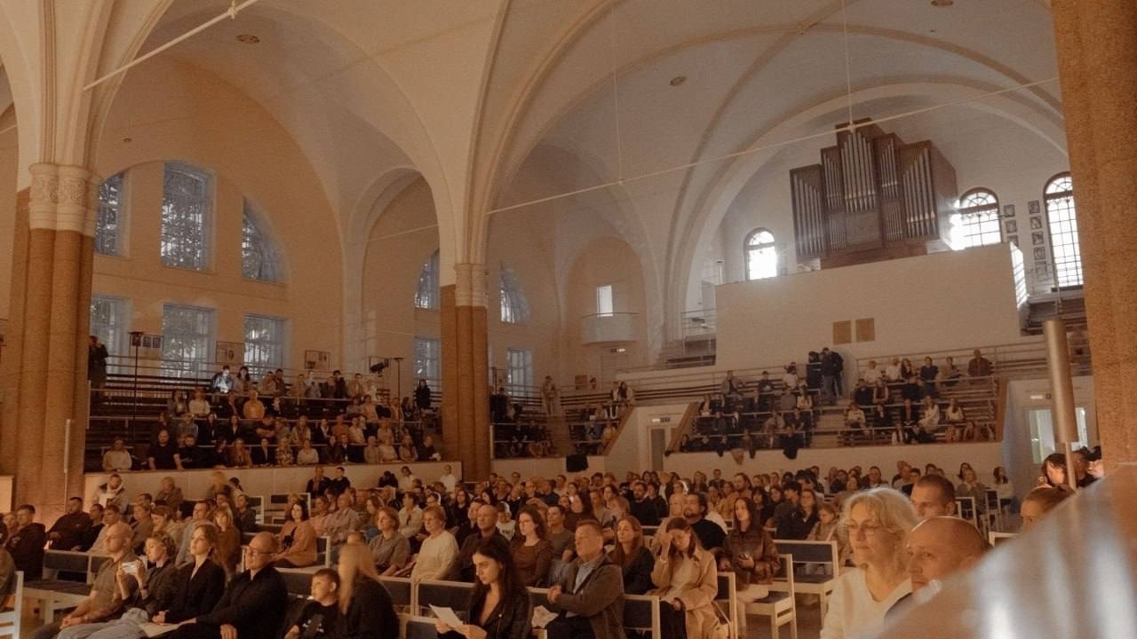 ���������� � �����: � ���������� ������ ���������� ������� ������� ��� ������. ���������� ... - 2