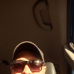 Evgeni, 34, 