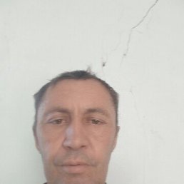 Mihail, 51, 