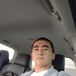 Temurbek Holmatov, 18, 