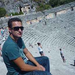 ������, ������, 32 ����