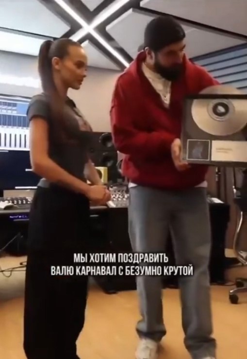          .    ...