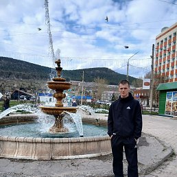 ����, ������, 32 ����