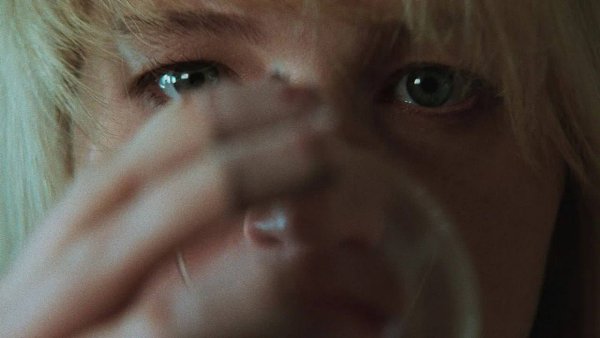 Первые кадры фильма «Умри, моя любовь» с Робертом Паттинсоном и Дженнифер Лоуренс.Режиссер - Линн ... - 3