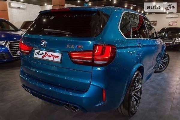 BMW X5M (F85). BMW - 3