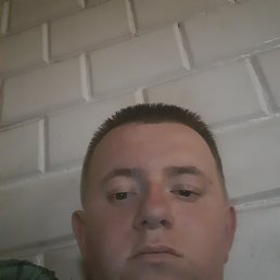 Pawe Kruk, 20, 