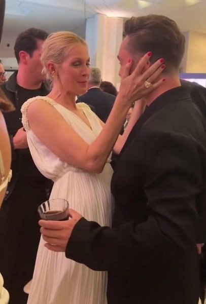 �tr��t�tyl�r|��������.����:�����������������������������������������.���������������������y����.����������y��x���������,�����y�x��������������x������y����������������������,������������y����y. - 3