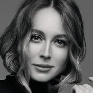 Elena, 38 , 