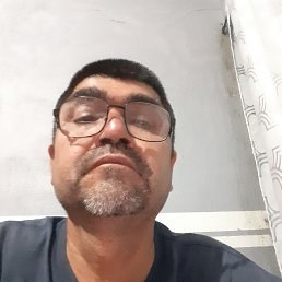 Antonio, 52, 