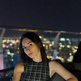 Rosallie, 28, 