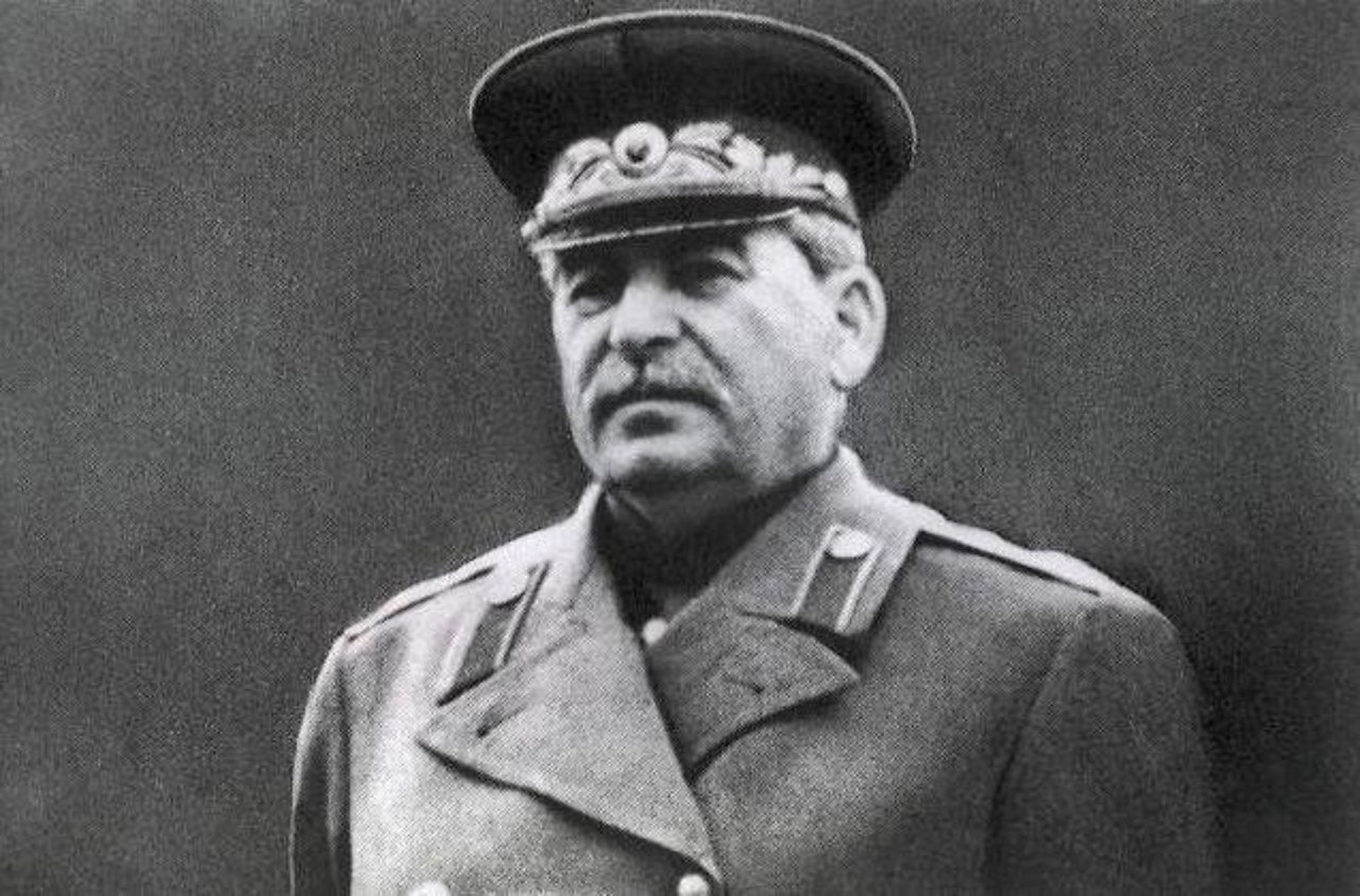 Наша победа означает, прежде всего, что победил наш советский общественный строй, что советский ...