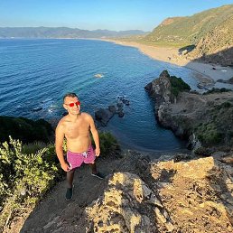 ���� Sandro, �����, 33 ���� - ��������� 8 ������ 2026