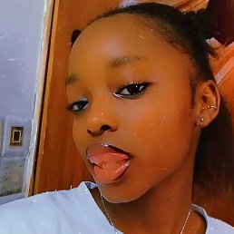 Vanessa Chebet, , 22 