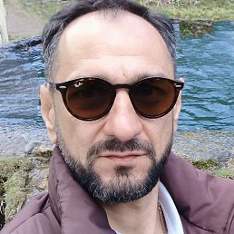 ���, ����, 44 ����