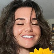 Maria Cruz, 33, 