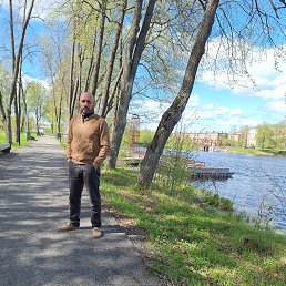 Gevorg, 41, 