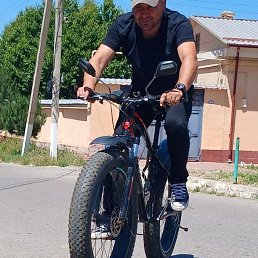 Baxtiyor Oxunboboyev, 40, 