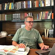 �����, 62 ����, ������ ��������