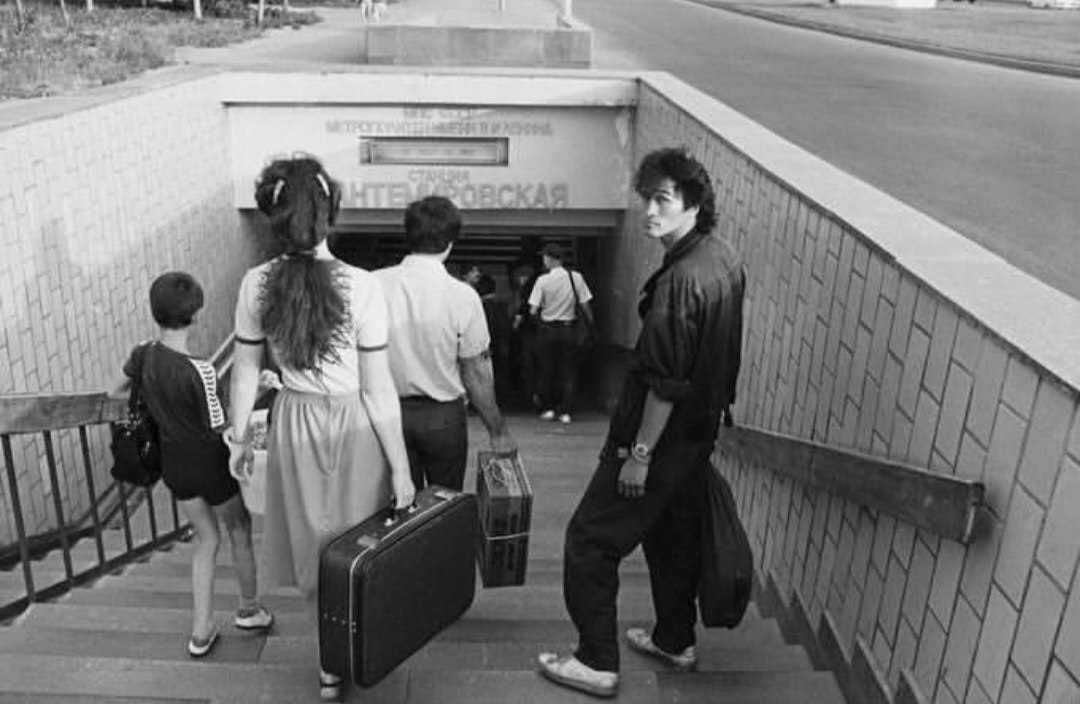       "", , 1986 .