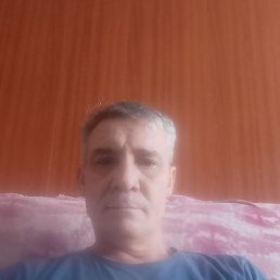 ����, �����������, 52 ����