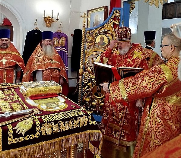Общеепархиальное пасхальное богослужение священства благовещенской епархии. Редкие дни, когда ... - 4