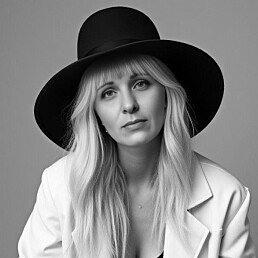 �������, ������������