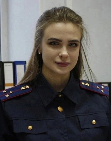 Слeдовательница из Екатeринбурга прославилaсь в интернете блaгодаря своему мaкияжу и манeре рeчи. ... - 3