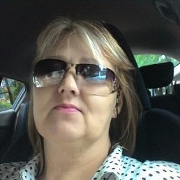 Tasha, 54, 