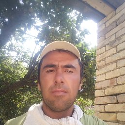 Bahodir, 35, 