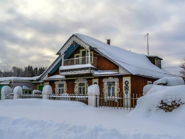 Вятские деревенские деревянные дома.Лайк за такую красоту Фото: Елена Чудиновских - 2