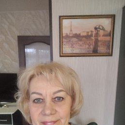 Galina, 60, 